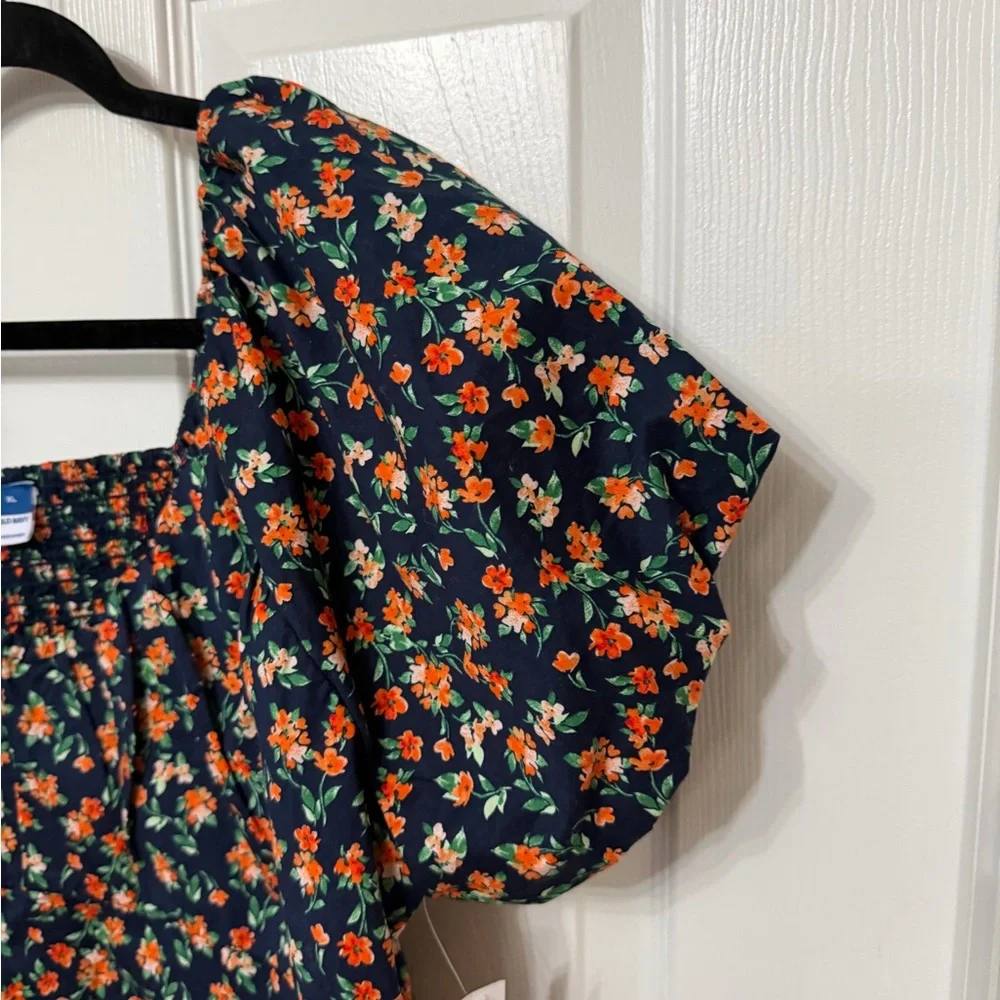 NWT old navy waist defined puff sleeve smocked back floral top XL‎
